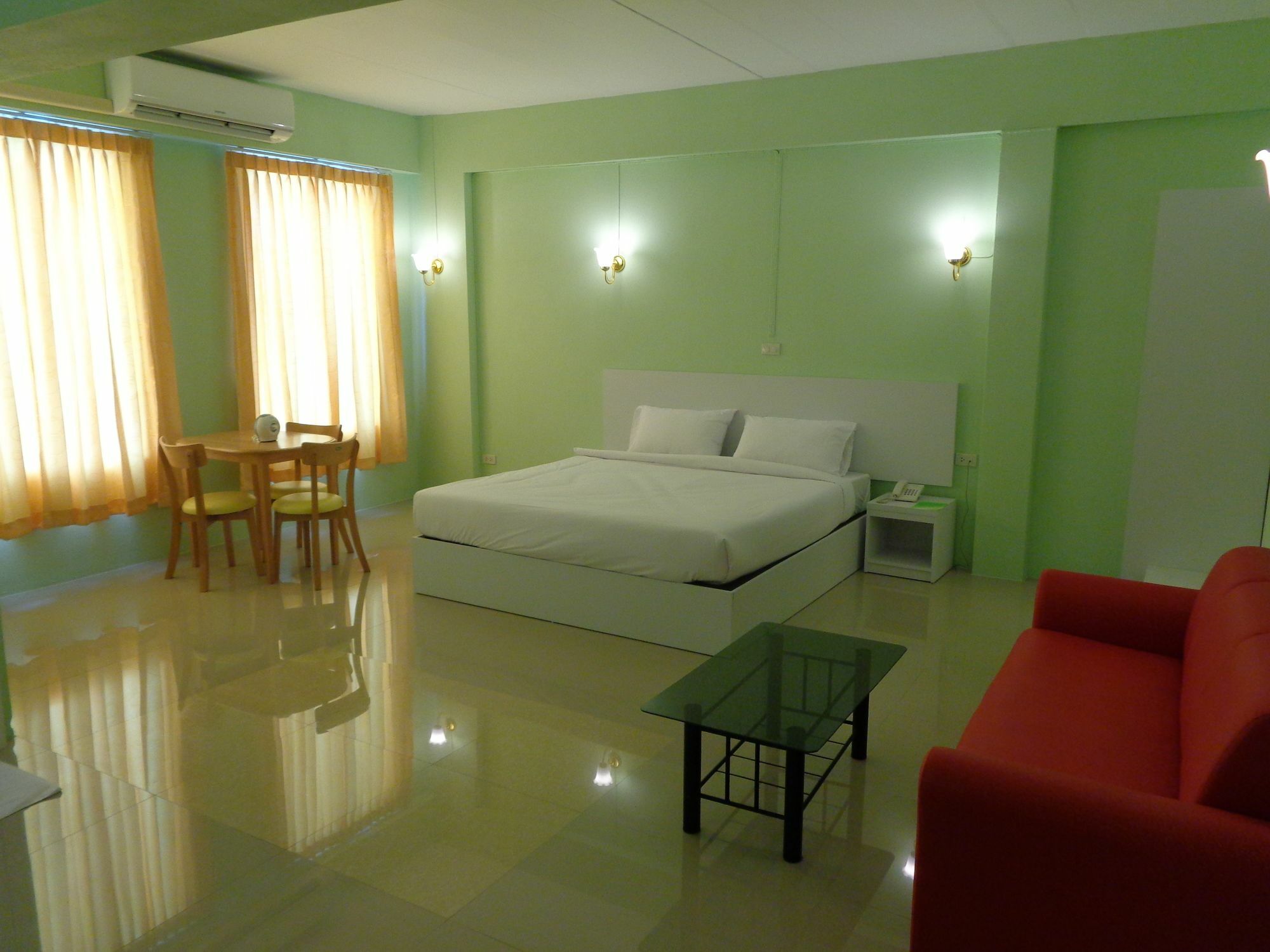 Siam Apple Hotel & Resort Ban Khlong Exterior photo